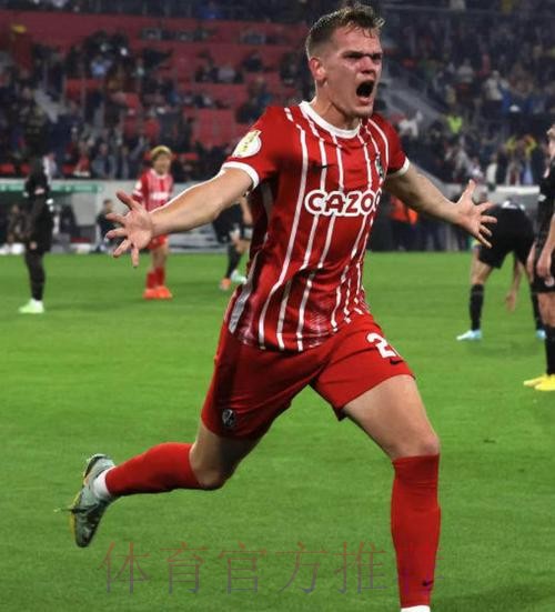 金特尔:本泽马是顶级射手 他保持了高水平很多年 金特尔:本泽马是顶级射手 他保持了高水平很多年